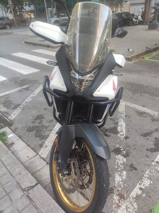 Honda Transalp XL 750 Garantia HondaPlus mayo 2028