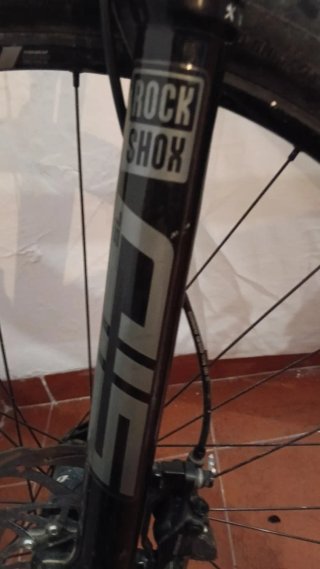 Bicicleta Ghost Carbono Doble Suspensión