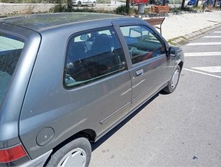 Renault Clio 1992