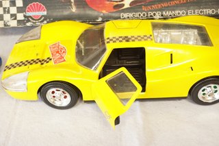 Coche RC Nacoral Ford GT Electro-Neumático Años 70