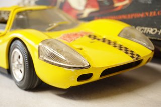 Coche RC Nacoral Ford GT Electro-Neumático Años 70