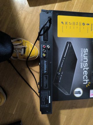 Reproductor DVD Karaoke Sunstech DVPMK770