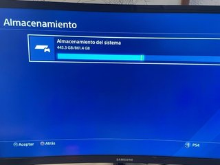 PS4 Slim Negra + Mando + juegos digitales