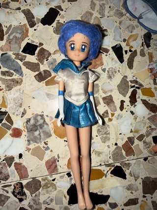 Lotto 7 bambole stile Barbie e anime