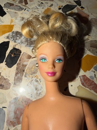 Lotto 7 bambole stile Barbie e anime