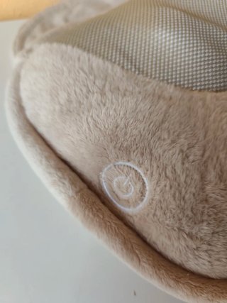 Cojín Masajeador Shiatsu HoMedics con Calor.