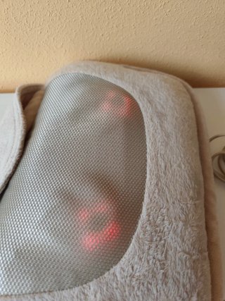 Cojín Masajeador Shiatsu HoMedics con Calor.