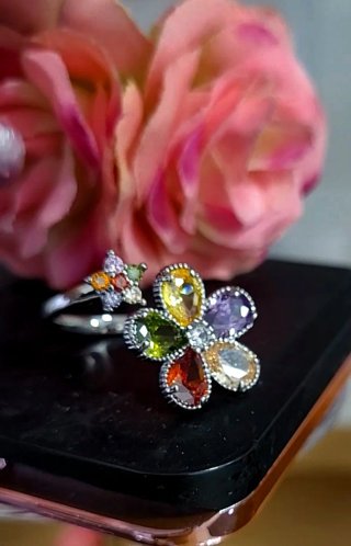 Magnífico anillo Coctel doble Flor Arcoiris