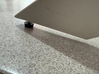 Mesa redonda cristal y 4 sillas metacrilato