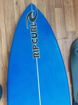 Tabla Surf Luke Sermann 5'8 + Neopreno