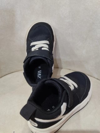 Zapatillas Zara niño negras