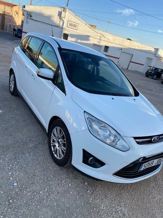 vendo ford Grand C-Max titanium en muy buen estao