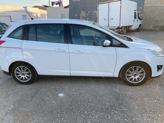 vendo ford Grand C-Max titanium en muy buen estao