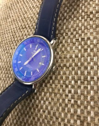 Reloj Marea de quarzo