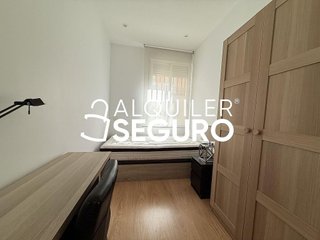 Piso en alquiler en Bellas Vistas en Madrid