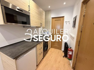 Piso en alquiler en Bellas Vistas en Madrid
