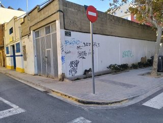 Terreno en venta en Benetússer