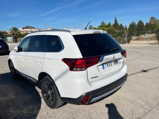 Mitsubishi Outlander 2016 SUV