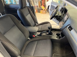 Mitsubishi Outlander 2016 SUV
