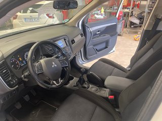 Mitsubishi Outlander 2016 SUV