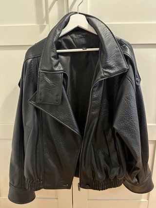 Chaqueta efecto piel Zara oversize