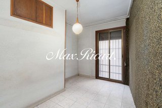 Local comercial en alquiler en Sant Pere, Santa Caterina i la Ribera en Barcelona