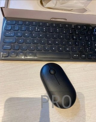 Tastiera e mouse wireless