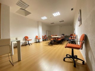 Local comercial en venta en Este en Castellón de la Plana