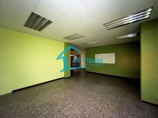 Local comercial en venta en La Roureda en Viladecans