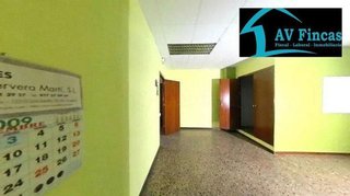Local comercial en venta en La Roureda en Viladecans