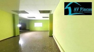Local comercial en venta en La Roureda en Viladecans