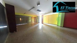Local comercial en venta en La Roureda en Viladecans