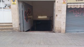 Garaje en venta en Collblanc en Hospitalet de Llobregat, L´