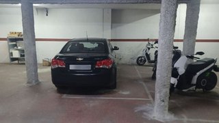 Garaje en venta en Collblanc en Hospitalet de Llobregat, L´