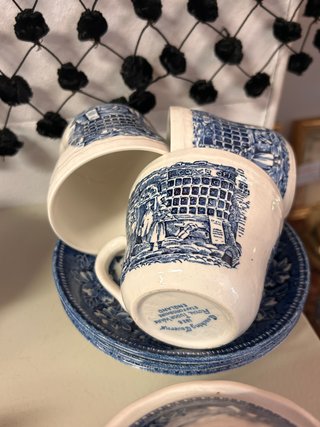 Set da caffè in ceramica inglese Royal Tudor Ware