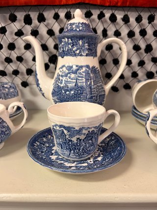 Set da caffè in ceramica inglese Royal Tudor Ware