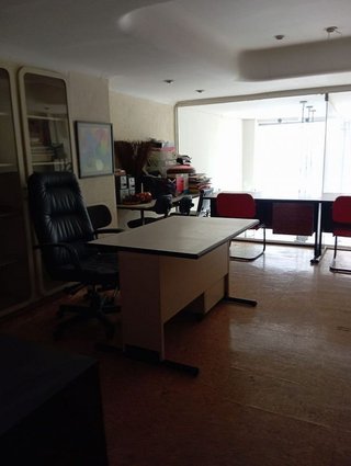 Local comercial en venta en Zona Teatro Campoamor en Oviedo
