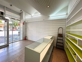 Local comercial en alquiler en Delicias en Zaragoza