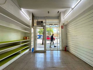Local comercial en alquiler en Delicias en Zaragoza