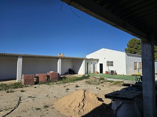 Local comercial en venta en Sax