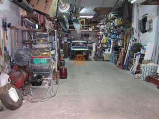 Local comercial en venta en Las Eras de Renueva en León