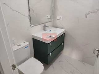 Piso en venta en Centro en Ourense