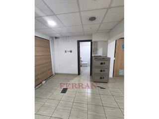 Local comercial en alquiler en La Salut en Barcelona