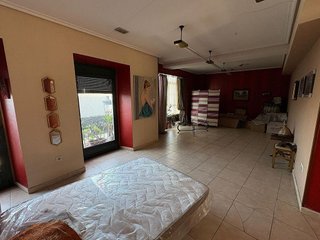 Local comercial en alquiler en O Berbés - Peniche en Vigo