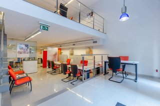 Local comercial en venta en Les Planes en Hospitalet de Llobregat, L´