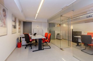 Local comercial en venta en Les Planes en Hospitalet de Llobregat, L´