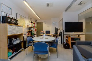 Local comercial en venta en Les Planes en Hospitalet de Llobregat, L´