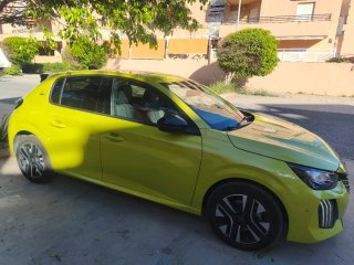 Peugeot 208 Hybrid Automático Noviembre 2025