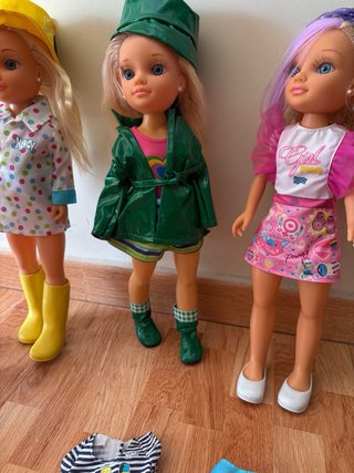 Muñecas Nancy con Accesorios y Ropa
