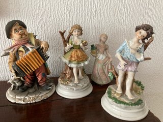 Figuras de porcelana decorativas
